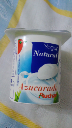 Yogur natural azucarado Auchan