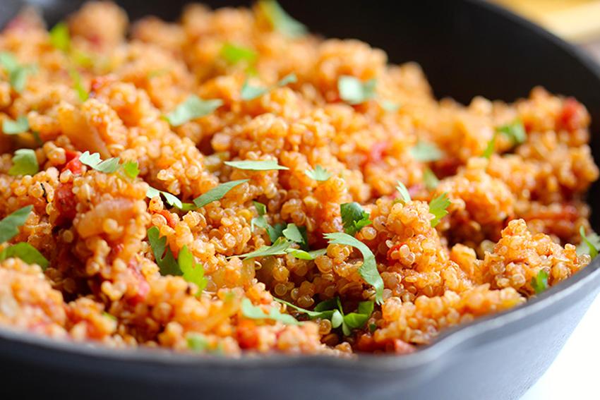 Descubrir 42+ imagen receta vegana quinoa con verduras - Abzlocal.mx