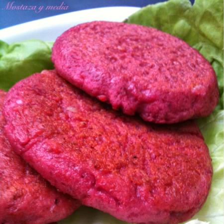 Hamburguesa de trigo y remolacha (hamburguesa rosa)