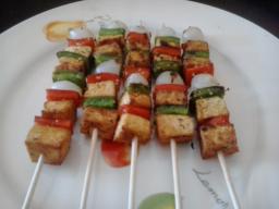 Brochetas de seitán a la plancha