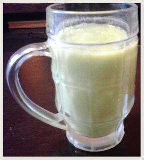 Batido de apio, pepino y piña