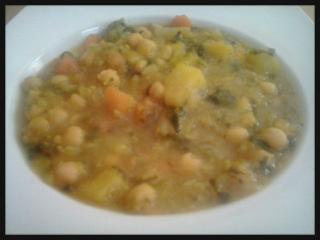 Potaje de verduras con garbanzos