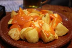 Patatas bravas