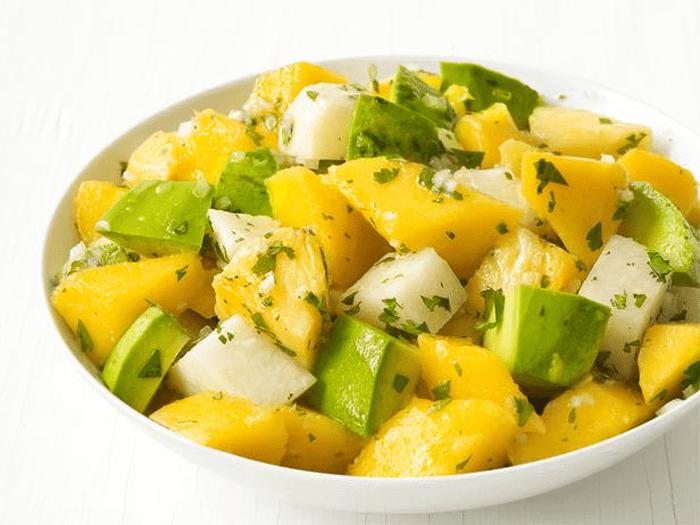 Ensalada de aguacate y piña | Receta vegetariana